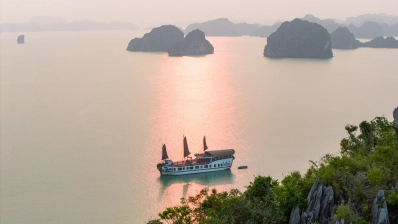 Red Dragon Cruise | Baia di Bai Tu Long 2 giorni 1 notte