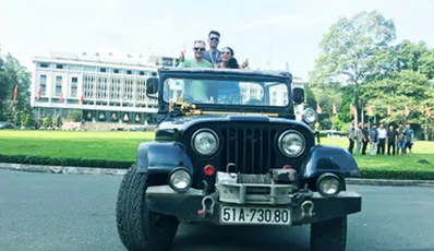 Ho Chi Minh-ville avec style en Jeep