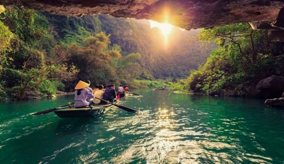 Ninh Binh Hoa Lu - Trang An