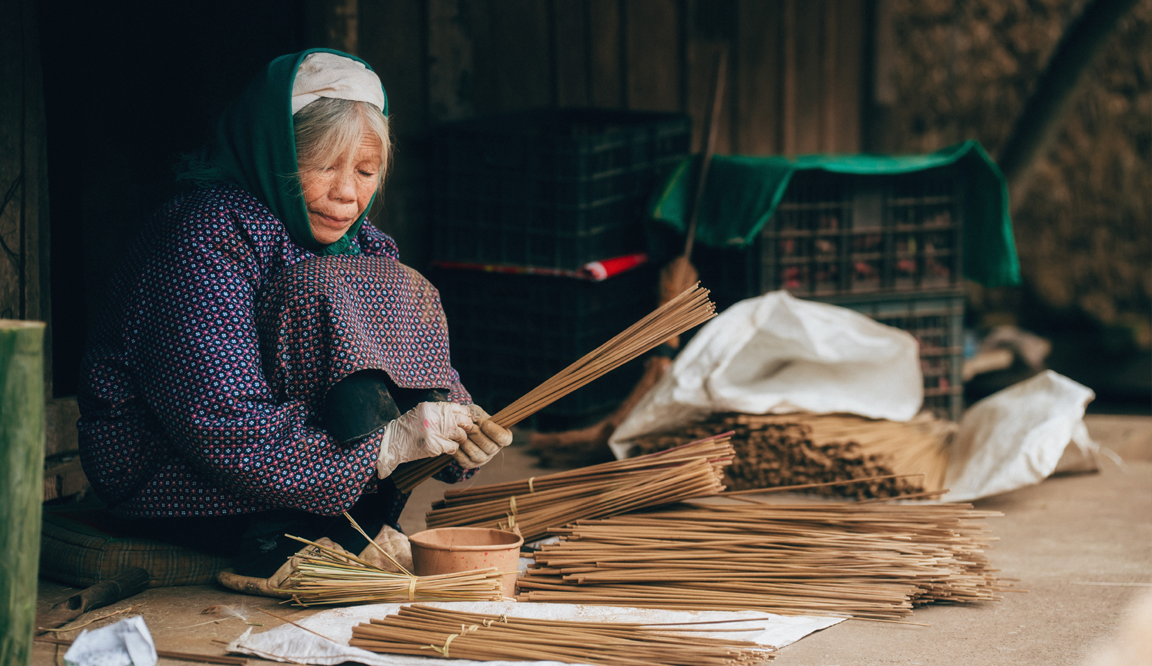 Limestone Peaks to the Mekong Floating Market