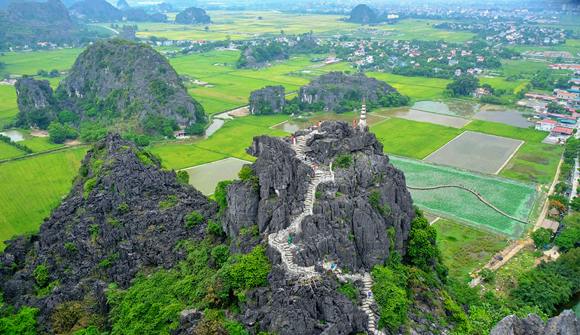 Ninh Binh Bai Dinh Pagoda - Trang An - Mua Cave | Group Tour