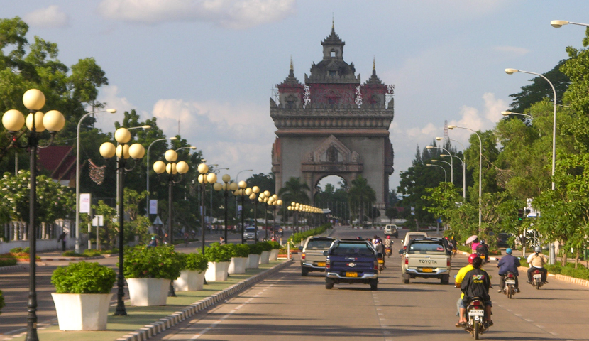 Vientiane Entdecken: Alte Tempel & Buddha-Park